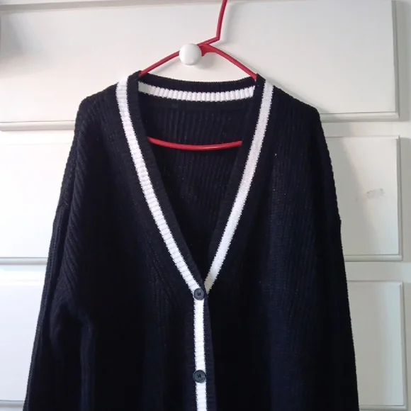Black cardigan with pockets Xl - Picture 3 of 3